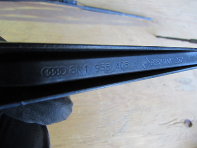 Audi TT Mk1 8N Windshield Wiper Arms (Pair) 8N1955407A5